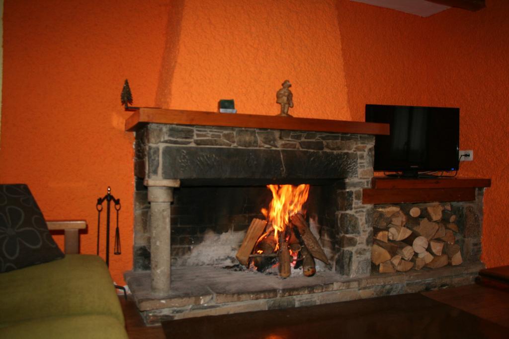 Apartamentos Rurales Les Barnedes Molló المظهر الخارجي الصورة